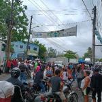 Autoridades de Provial dieron a conocer sobre un bloqueo en el kilometro 279.5 de la ruta CA-13, donde pobladores de la aldea San Antonio Sejá protestan ante la explotación minera en Livingston, Izabal.