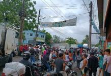 Autoridades de Provial dieron a conocer sobre un bloqueo en el kilometro 279.5 de la ruta CA-13, donde pobladores de la aldea San Antonio Sejá protestan ante la explotación minera en Livingston, Izabal.