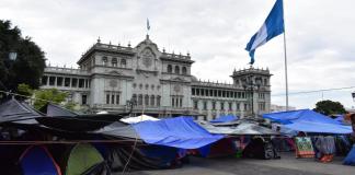 Mineduc: Descuentos y posible proceso de despido pueden ser las sanciones a maestros con actas levantadas Campamentos del STEG y Joviel Acevedo establecidos desde el 26 de mayo.
