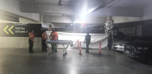 Autoridades que atendieron un ataque armado dentro del sótano de un edificio en zona 10 indican no poseer mayor información del caso.