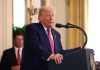 El presidente de Estados Unidos, Donald Trump, habla durante un evento este jueves, en la Casa Blanca en Washington sobre el ataque realizado por Israel. Foto La Hora: EFE