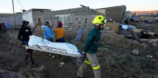 SUDÁFRICA-INUNDACIONES