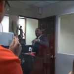 Un grupo de abogados realizó una serie de reclamos contra el magistrado Alejandro Prado. Foto La Hora: Captura de Pantalla