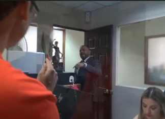 Un grupo de abogados realizó una serie de reclamos contra el magistrado Alejandro Prado. Foto La Hora: Captura de Pantalla