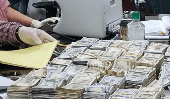 Aumenta el monto denunciado por lavado de dinero en más del 300%, según reportes de IVE