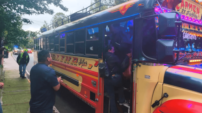 Buses (1) Más de mil buses extraurbanos han inspeccionados por la DGT durante operativos sorpresas