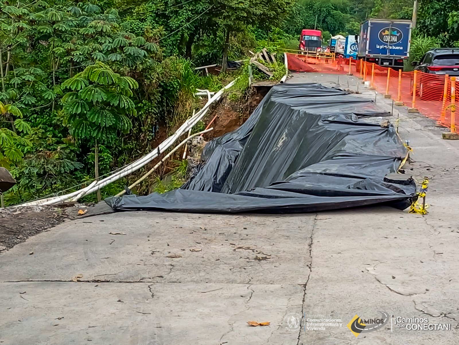 CIV ejecuta plan de mitigación por hundimiento en la ruta Cito Zarco, entre Retalhuleu y Quetzaltenango