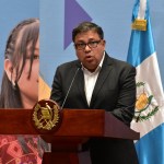 Secretario de Segeplan, Carlos Mendoza, luego de primera convocatoria para el Fondo Nacional de Becas (Fonabe)