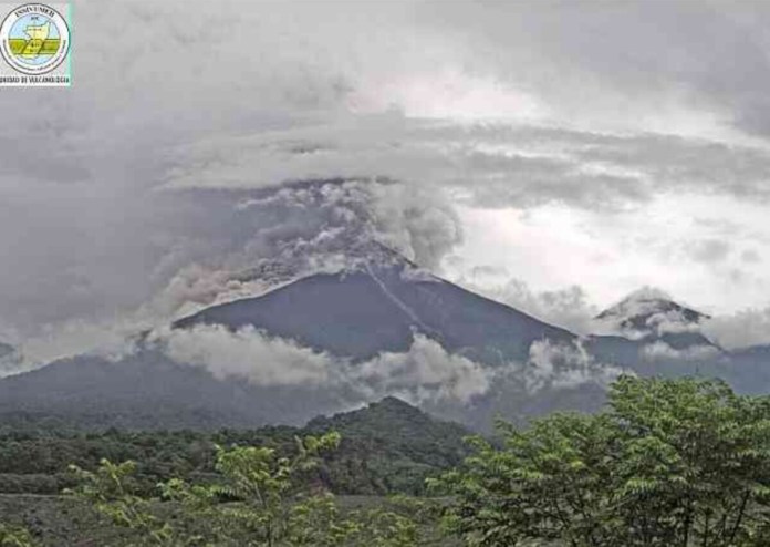 Volcán de Fuego concluye actividad eruptiva después de más 36 horas