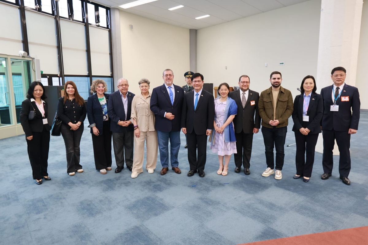 Delegación de Gobierno en visita a Taiwán: