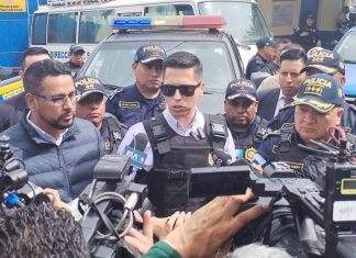 El viceministro de seguridad, José Portillo, anunció que hará las denuncias correspondientes tras el hallazgo de ilícitos en el Centro Preventivo de la zona 18.