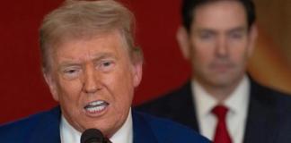 El presidente estadounidense, Donald Trump, instó este lunes a mantener "bajos los precios del petróleo. Foto La Hora. EFE. Archivo.