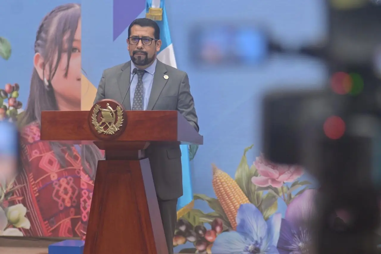 Francisco Cabrera, ministro de Educación en funciones, detalla primeras sanciones por incumplimiento de labores del magisterio a notificarse esta semana.