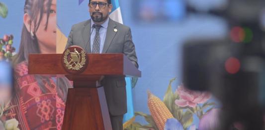 Francisco Cabrera, ministro de Educación en funciones, detalla primeras sanciones por incumplimiento de labores del magisterio a notificarse esta semana.