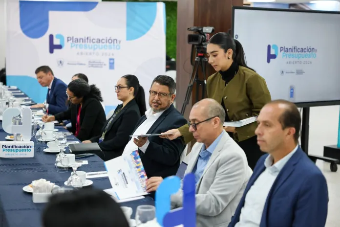 Gobierno pide mas presupuesto para el 2026 y ascenderia a mas de Q161 mil millones Gobierno pide más presupuesto para el 2026 y ascendería a más de Q 161 mil millones