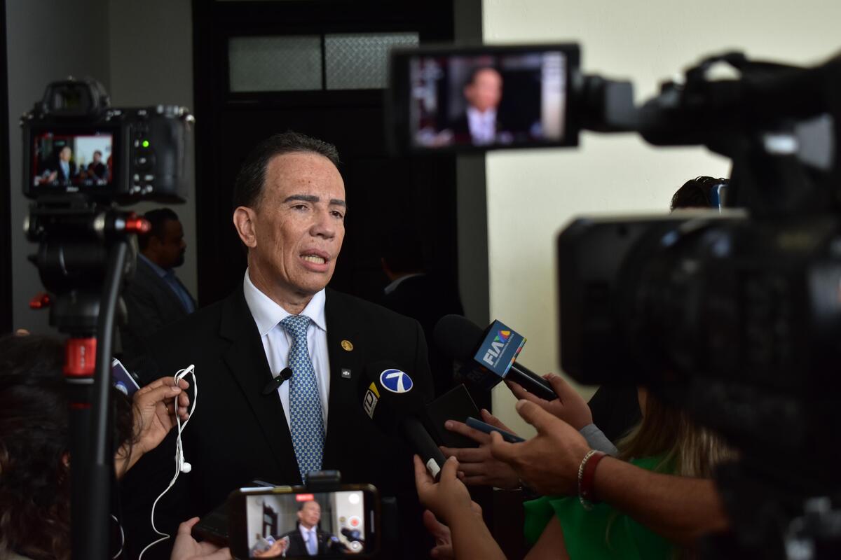 Los tres escenarios que prevé el Banco de Guatemala ante el posible impuesto del 3.5% a las remesas