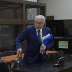 El exdiputado Luis Rabbé quedó libre de cargos según decisión de la juez Claudette Domínguez. Foto La Hora: Fabricio Alonzo