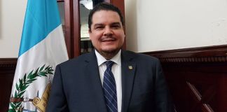 MP secuestra documentos del exrdecano Carlos Rodil Quintana, candidato a director de Competencia