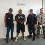 Presunto pandillero de la "MS" es expulsado del país. Foto La Hora: PNC.