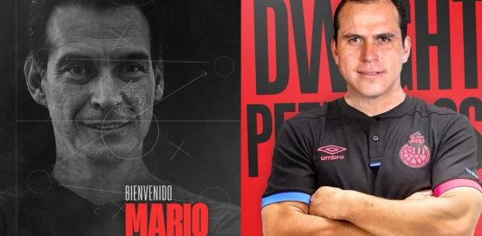 Mario Acevedo y Dwight Pezzarossi