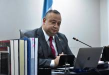 Juez Mario Hichos recibió el expediente del caso Acuerdos Fraudulentos. Foto La Hora: Daniel Ramírez