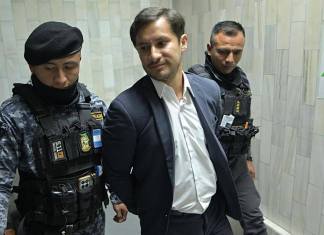 Eduardo Masaya rechazó la insinuación a aceptar cargos realizada por Fernando Linares Beltranena. Foto La Hora: Fabricio Alonzo