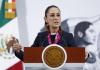 La presidenta de México, Claudia Sheinbaum, habla durante su conferencia de prensa matutina este lunes.