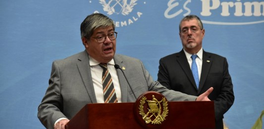 Ministro de Gobernación, Francisco Jiménez, sobre el tema de las requisas.