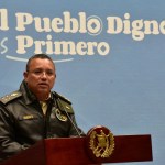 Ministro de Defensa Nacional Henry Sáenz