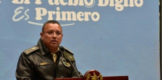Ministro de Defensa Nacional Henry Sáenz