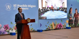 Ministro de Finanzas Públicas, Jonathan Menkos.