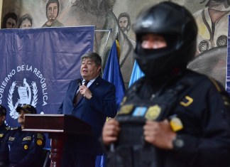 Mingob desconoce qué Gobierno autorizó los artículos de privilegio en Pavón Ministro de Gobernación, Francisco Jiménez