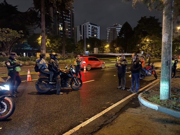 Multas en carreras clandestinas