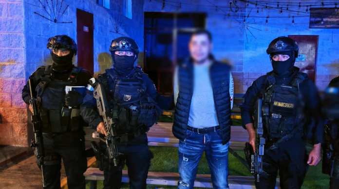 Alias “La Negra Tomasa”, con nacionalidad hondureña y guatemalteca, fue detenido en un operativo antinarcótico en Chiquimula. Está requerido por Estados Unidos y Honduras.