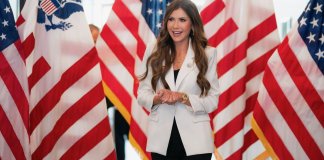 Siguen las visitas de alto nivel del Gobierno de Trump: Kristi Noem estará en Guatemala el jueves Secretaria de Seguridad Nacional de Estados Unidos (DHS), Kristi Noem. Foto La Hora: DHS.