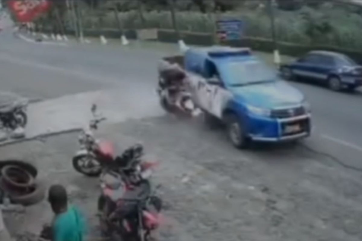 Video: PNC detiene a motorista que pretendía darse a la fuga tras atropellar a una menor
