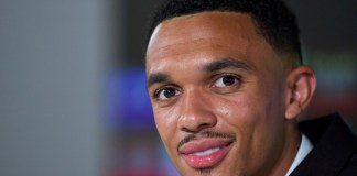 El nuevo fichaje del Real Madrid, Trent Alexander-Arnold, habla durante una rueda de prensa durante su presentación oficial en el campo de entrenamiento del Real Madrid en Valdebebas, Madrid, España, el jueves 12 de junio de 2025. Foto La Hora: AP.