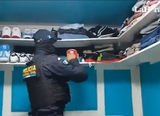 Baño privado, zapatos de marca y camas de lujo: Los hallazgos en la requisa de Pavoncito