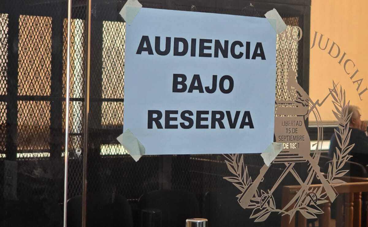 Curruchiche preguntado por Sinibaldi, Batres y Baldizón: el caso ahora en reserva