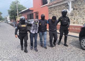 El "Dormilón", el “Perro” y la “Michi” son detenidos cuando pretendía realizar un ataque armado en Sacatepéquez