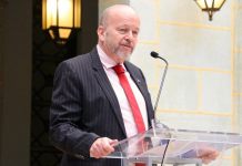 Embajador de la Unión Europea menciona cuentas de Netcenter en “Encuentro: Desinformación, libertad de expresión y democracia”