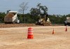Trabajos de construcción para el libramiento y puente en Sayaxché