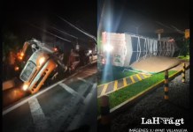 Tráiler volcado en calzada Raúl Aguilar Batres complica tránsito hacia la capital Tráiler volcado en calzada Raúl Aguilar Batres complica tránsito hacia la capital. Foto La Hora: PMT Villa Nueva.