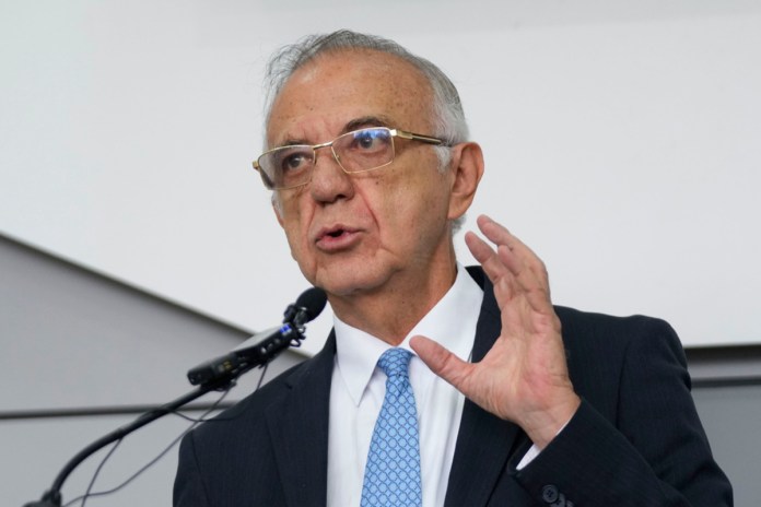 Tras anuncio de FECI para capturar a Ivan Velásquez, Interpol sin activar alertas rojas Tras anuncio de FECI para capturar a Ivan Velásquez, Interpol sin activar alertas rojas