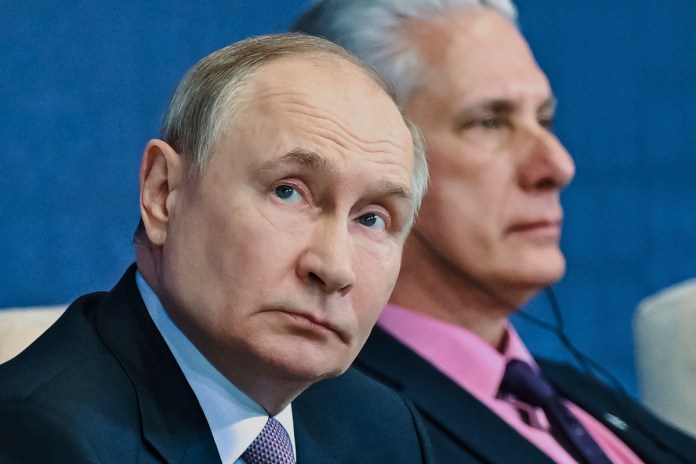 Presidente ruso, Vladímir Putin, en el foro económico de Eurasia. Foto La Hora: AP