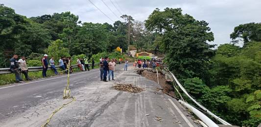 CIV interviene en hundimiento del kilómetro 189 de la ruta Cito Zarco