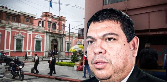 El Secretario General del TSE, Mario Alexander Velásquez, afirma que el archivo por el que la FECI realizó un allanamiento en la Dirección de Recursos Humanos ya se encuentra en posesión del MP.
