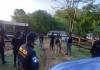 Decenas de agentes de la PNC participan en los allanamientos en Petén este 15 de junio. Foto: PNC