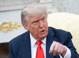 El presidente Donald Trump asegura que habrá un acuerdo entre Israel e Irán. Foto La Hora: EFE