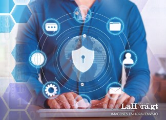 Diseño La Hora: Alejandro Ramírez